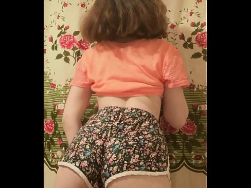 ❤️ Seksega juna bebo demetas sian pantalonon ĉe fotilo ❤❌ Kvalita porno ĉe porno eo.pornado-co.ru